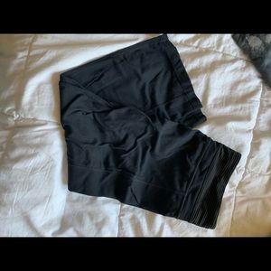 Costco cropped yogas